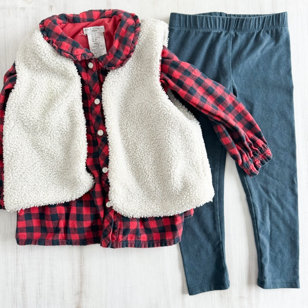 Max Studio Baby plaid outfit (size 3T)